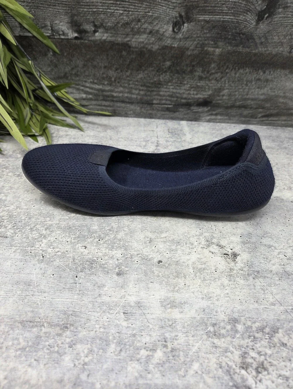 Merinos Navy Blue Flats Womens Size 12 Flexible Lightweight Comfort Breathable